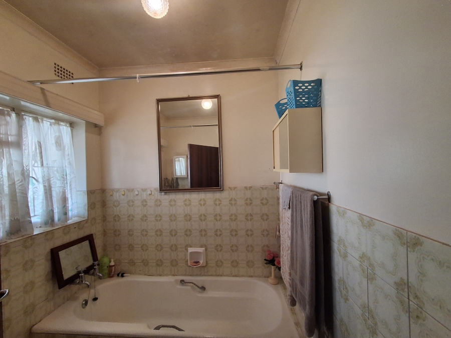 4 Bedroom Property for Sale in Randlespark North West